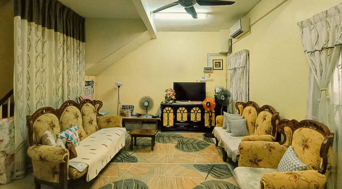 teres-2-tingkat-untuk-dijual-taman-ipoh-jaya-gunung-rapat-06