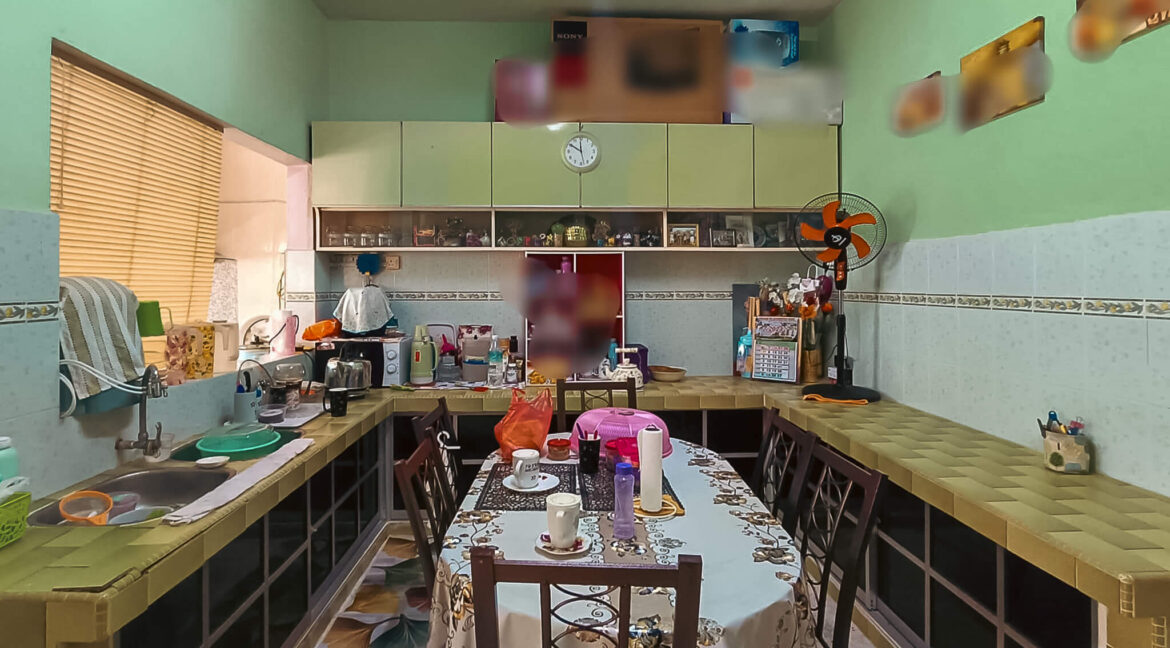 teres-2-tingkat-untuk-dijual-taman-ipoh-jaya-gunung-rapat-10