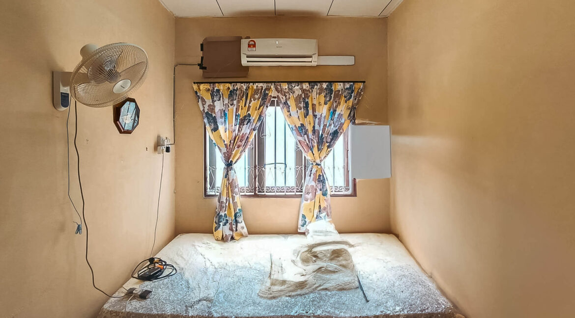 teres-2-tingkat-untuk-dijual-taman-ipoh-jaya-gunung-rapat-14