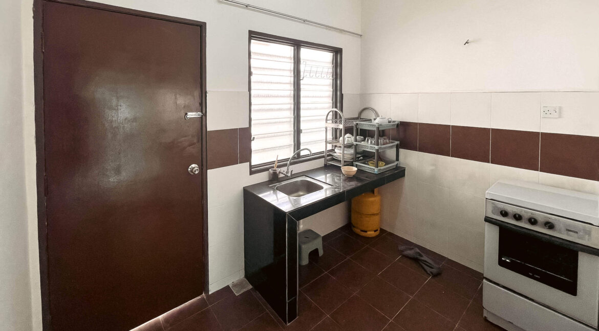 teres-dua-tingkat-seri-iskandar-untuk-dijual-hartanah-perak-08