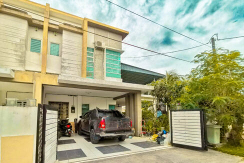 Cluster 2 Tingkat Semi-D untuk dijual di Taman Putra Pertama, Bercham, Ipoh.