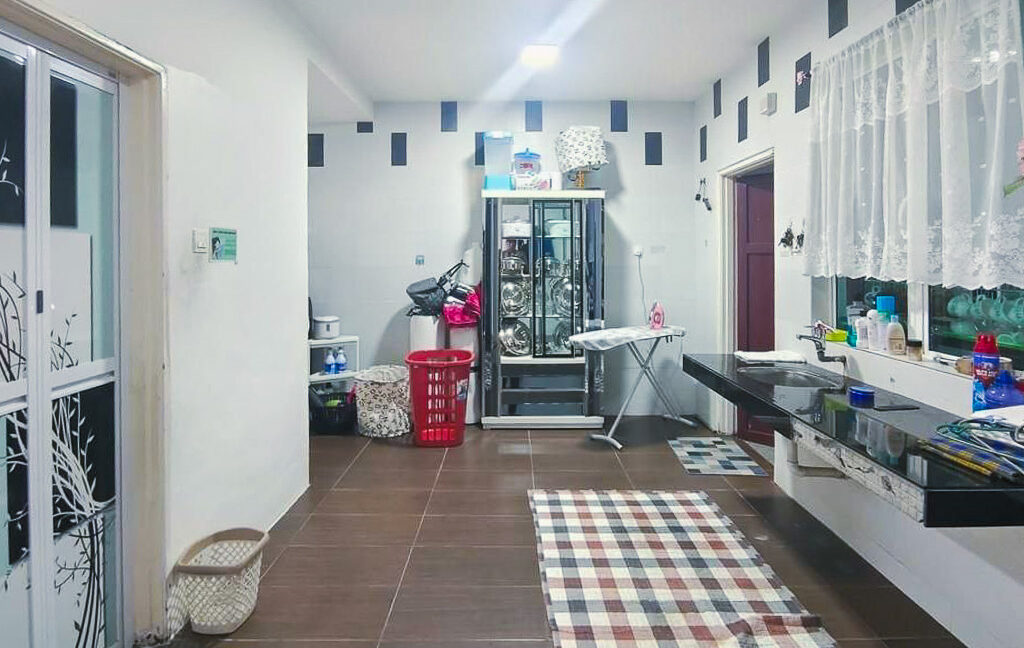 teres-dua-tingkat-untuk-dijual-taman-putra-utama-bercham-ipoh-02