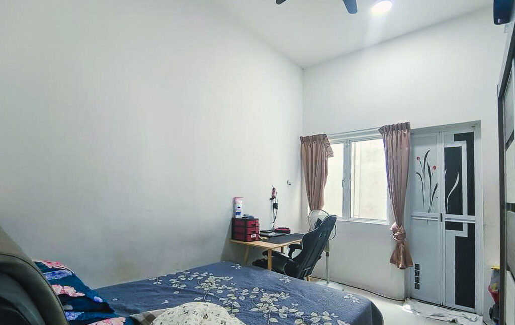 teres-dua-tingkat-untuk-dijual-taman-putra-utama-bercham-ipoh-05