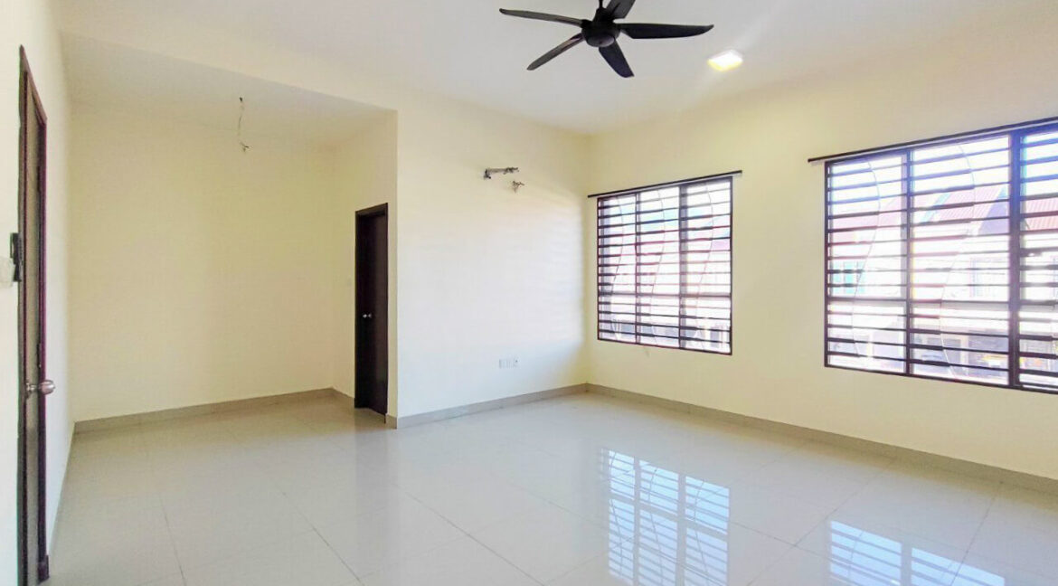 teres-dua-tingkat-untuk-dijual-meru-perdana-2-07