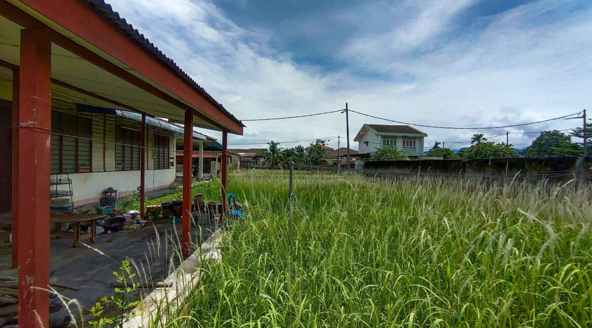 banglo-lama-untuk-dijual-di-kampung-rapat-jaya-ipoh-02