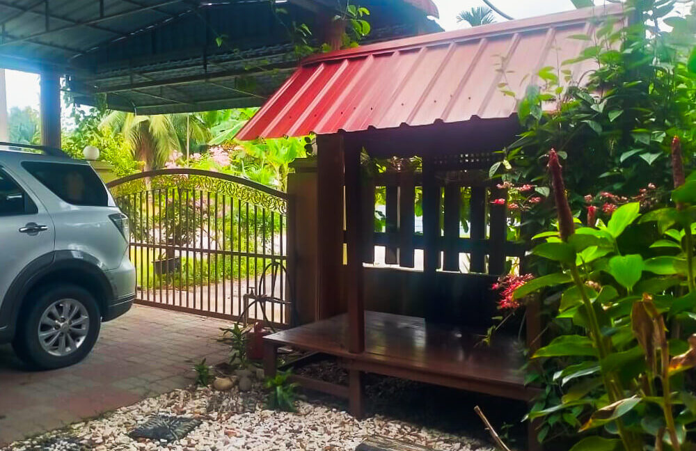 rumah-semi-d-2-tingkat-untuk-dijual-taman-seri-wangsa-bota-kiri-04