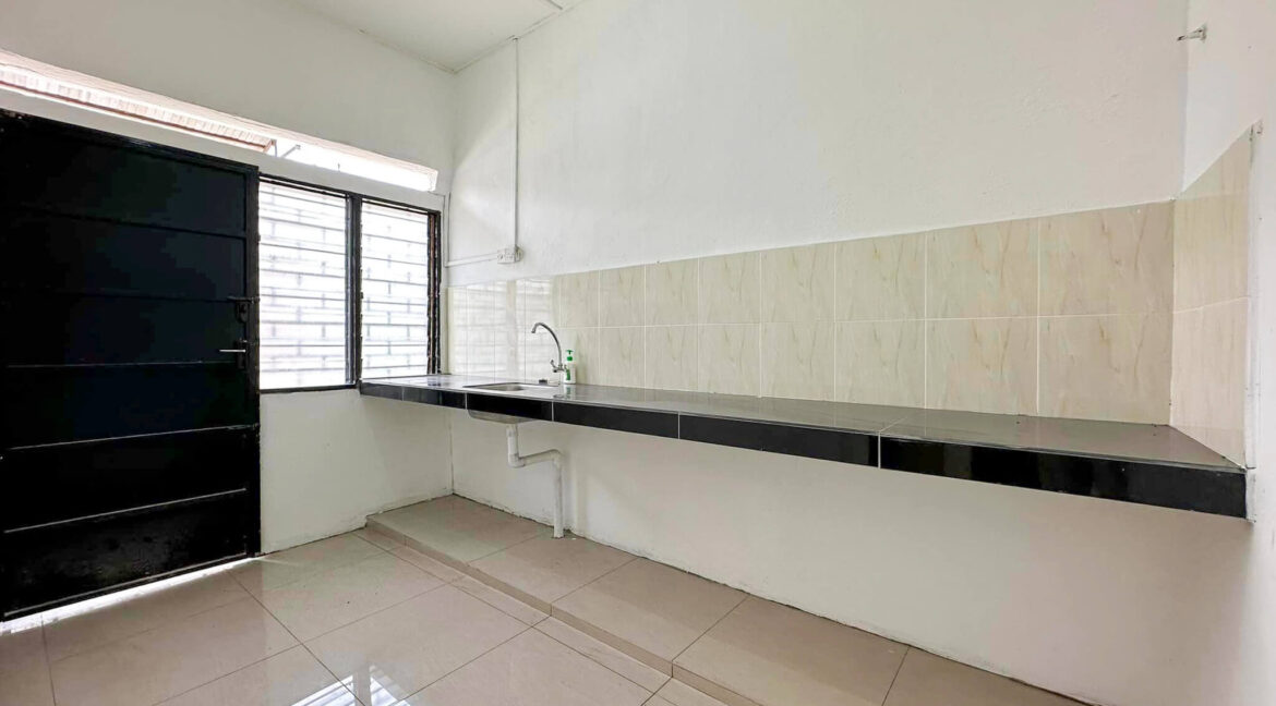 teres-setingkat-corner-lot-untuk-dijual-di-taman-mas-chepor-chemor-07