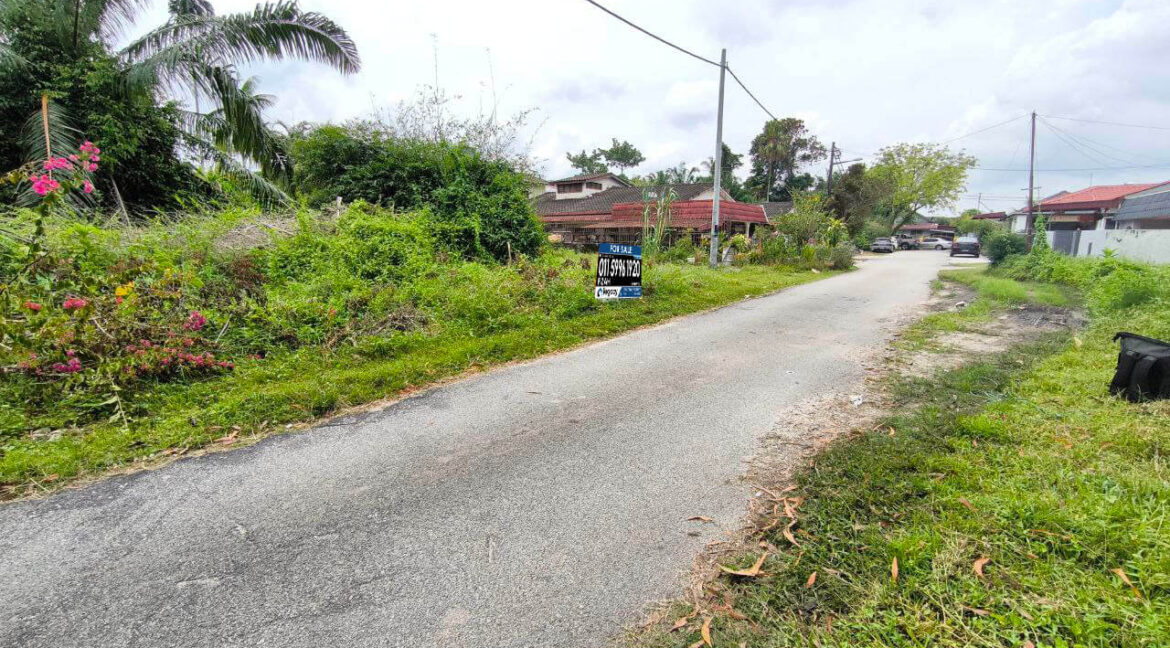 tanah-lot-untuk-dijual-jalan-maggis-teluk-intan-fizah-ejen-hartanah-04