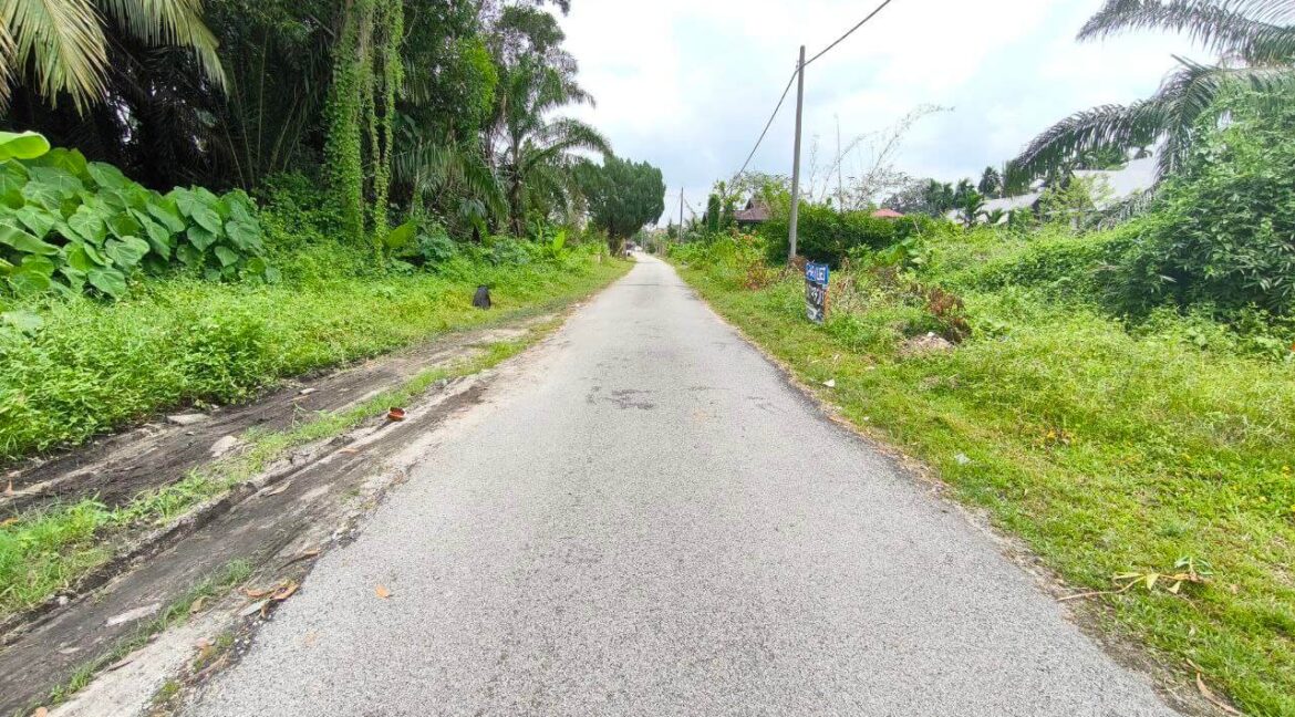 tanah-lot-untuk-dijual-jalan-maggis-teluk-intan-fizah-ejen-hartanah-06