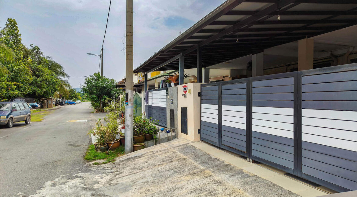 teres-2-tingkat-untuk-dijual-di-taman-emas-dengkil-03