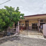 Teres Setingkat Untuk Dijual Di Taman Sekiah Makmur, Tanjung Malim