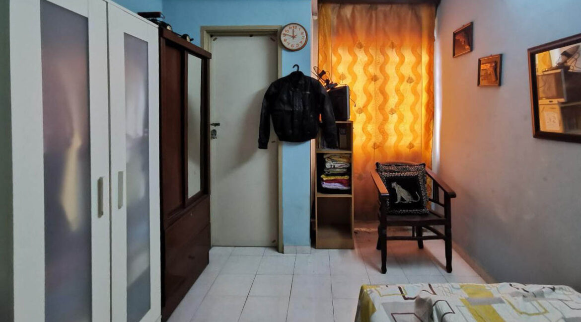 teres-taman-emas-dengkil-fizah-ejen-hartanah-016