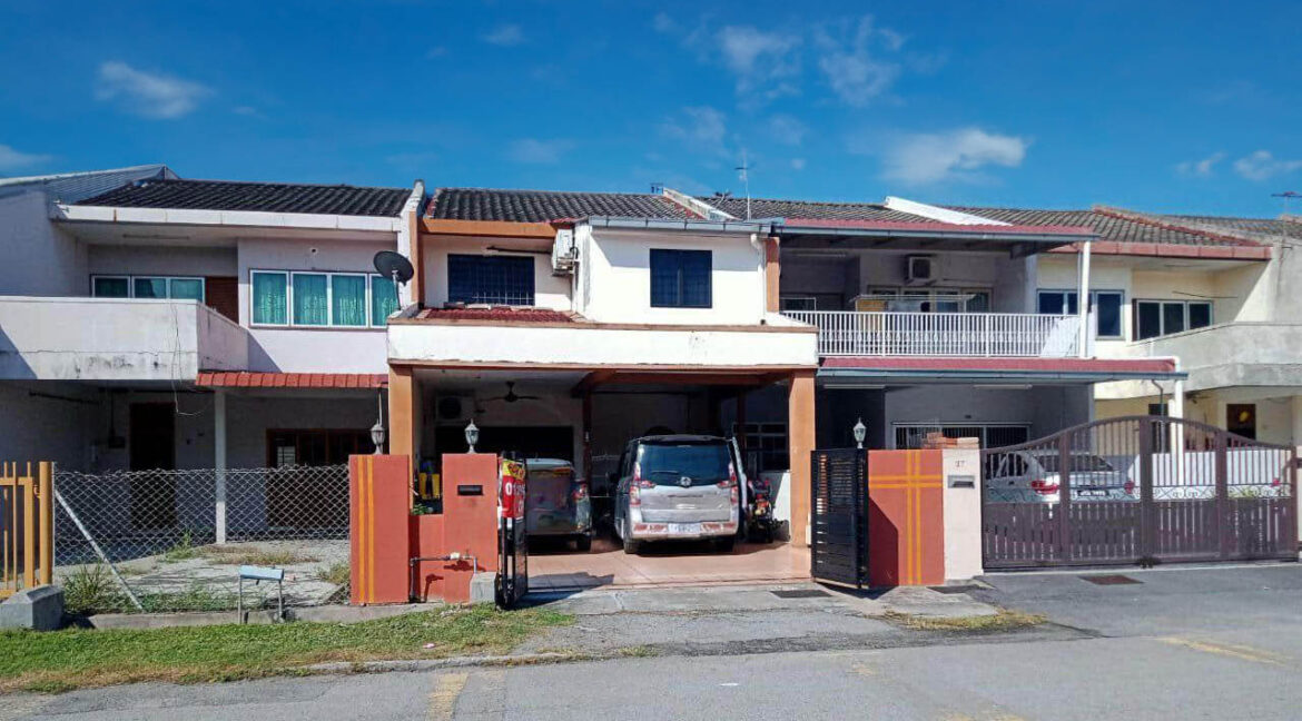 [Fully Renovated] Rumah 2 Tingkat untuk dijual di Pekan Razaki, Ipoh