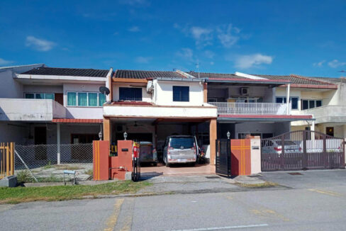 [Fully Renovated] Rumah 2 Tingkat untuk dijual di Pekan Razaki, Ipoh