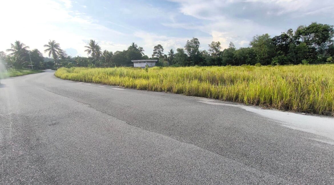 tanah-lot-banglo-untuk-dijual-di-ulu-chemor-002