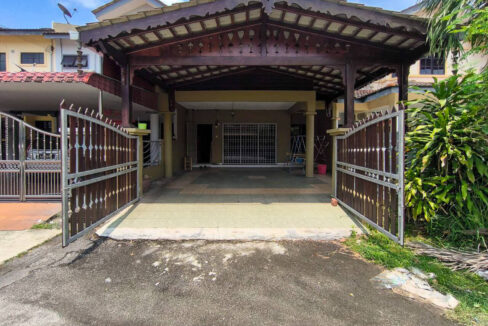 Rumah Teres 2 Tingkat Untuk Dijual Di Taman Batu Gajah Perdana