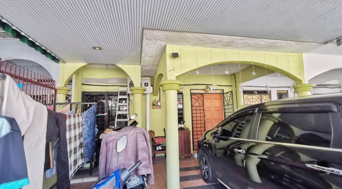 teres-2-tingkat-untuk-dijual-di-taman-kledang-emas-ipoh-02