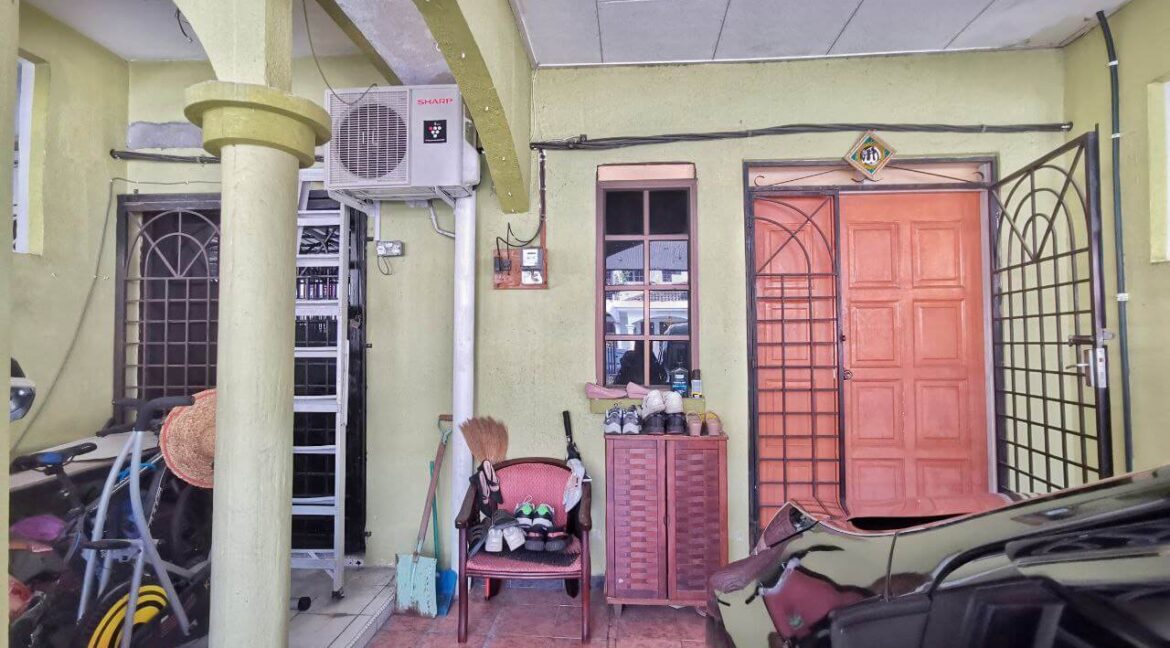 teres-2-tingkat-untuk-dijual-di-taman-kledang-emas-ipoh-03