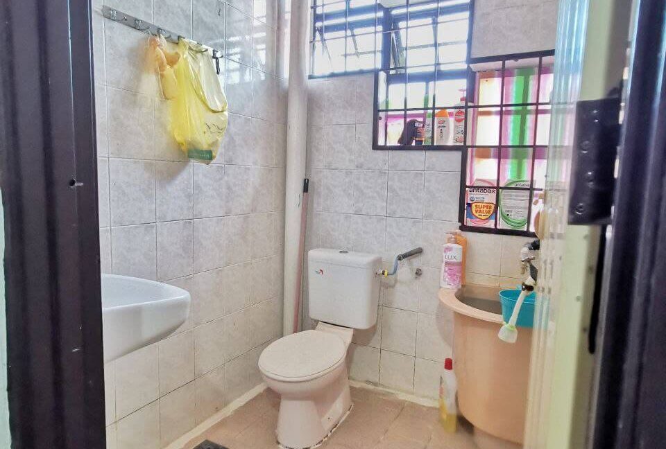 teres-2-tingkat-untuk-dijual-di-taman-kledang-emas-ipoh-12