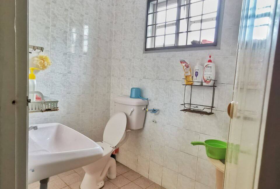 teres-2-tingkat-untuk-dijual-di-taman-kledang-emas-ipoh-15