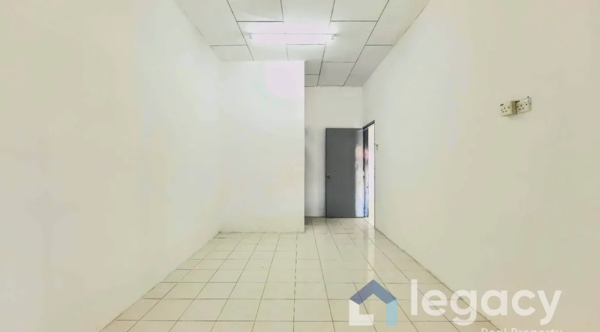 teres-setingkat-untuk-dijual-di-desa-chemor-impian-011