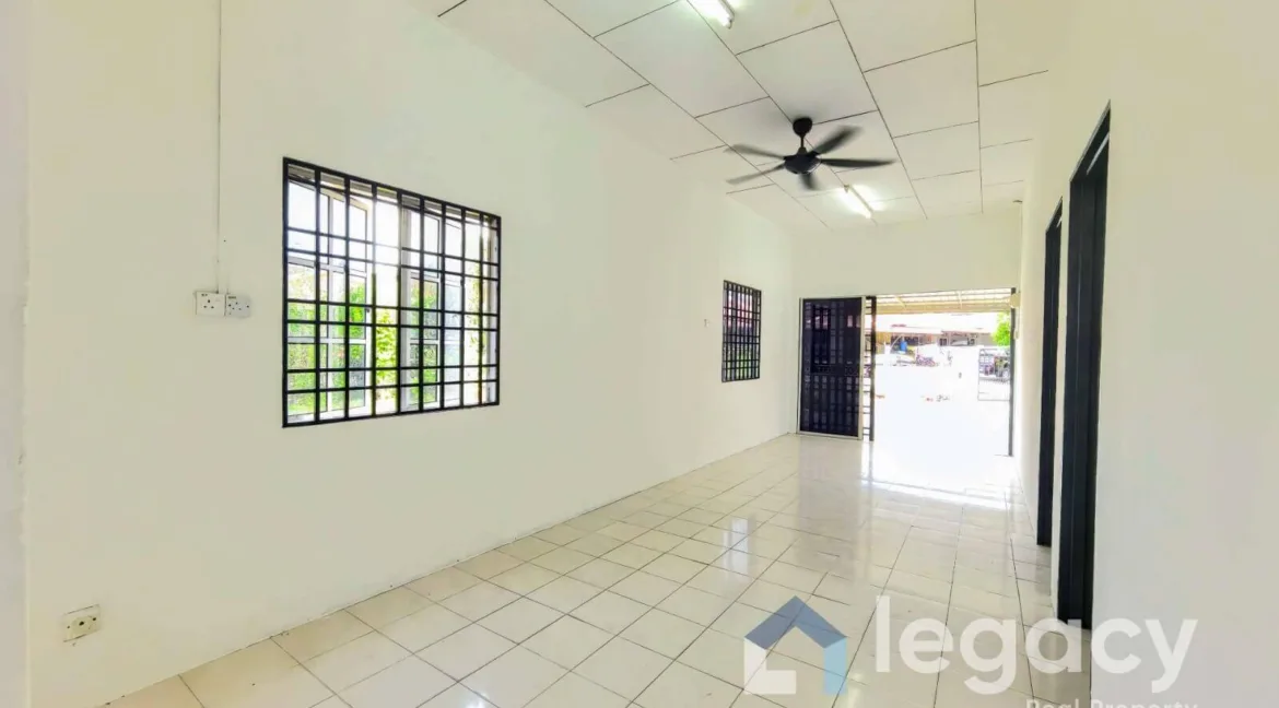 teres-setingkat-untuk-dijual-di-desa-chemor-impian-013