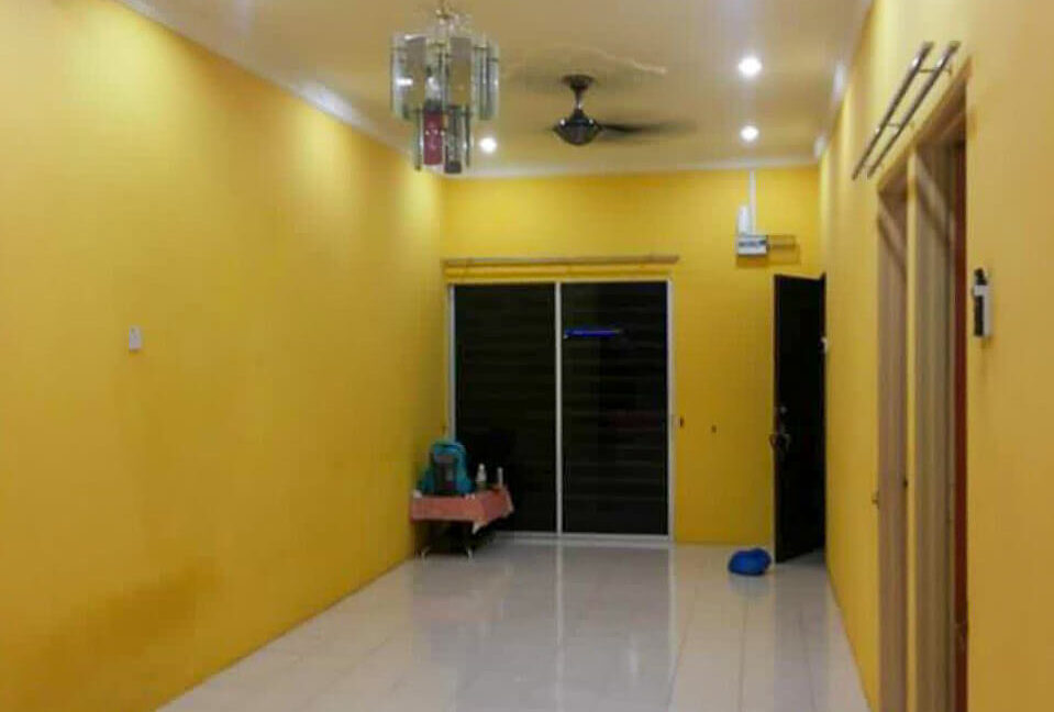 teres-setingkat-untuk-dijual-di-taman-putra-indah-bercham-03