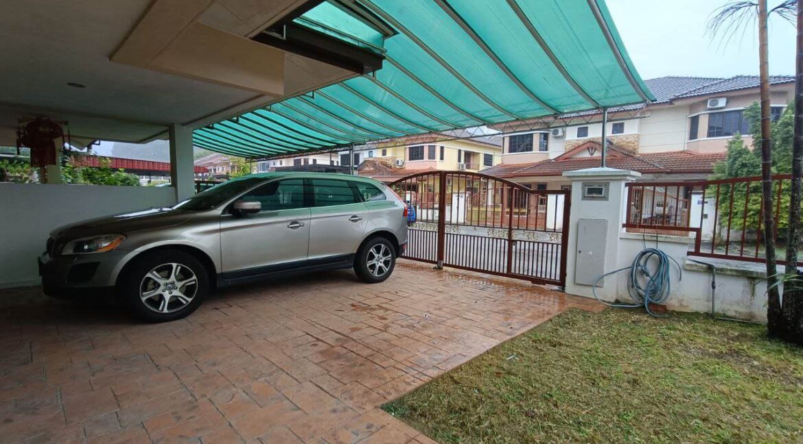 corner-lot-semi-d-2-tingkat-untuk-dijual-di-taman-garden-villa-ulu-kinta-02