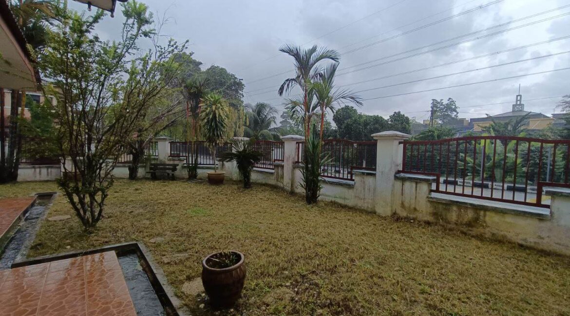 corner-lot-semi-d-2-tingkat-untuk-dijual-di-taman-garden-villa-ulu-kinta-03