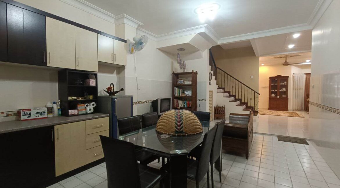 corner-lot-semi-d-2-tingkat-untuk-dijual-di-taman-garden-villa-ulu-kinta-12