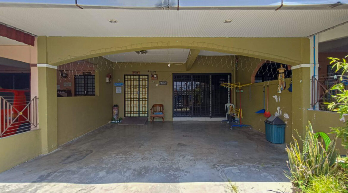 freehold-teres-2-tingkat-untuk-dijual-di-taman-seri-desa-ipoh-02