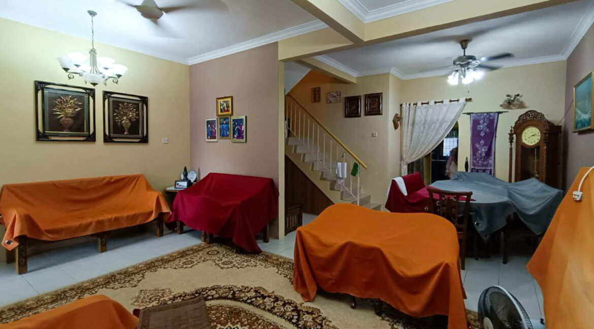freehold-teres-2-tingkat-untuk-dijual-di-taman-seri-desa-ipoh-06