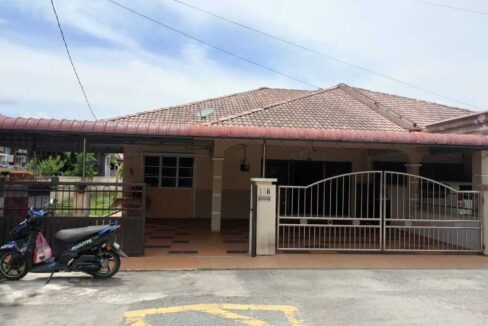 Rumah Semi-d untuk dijual di Manjung