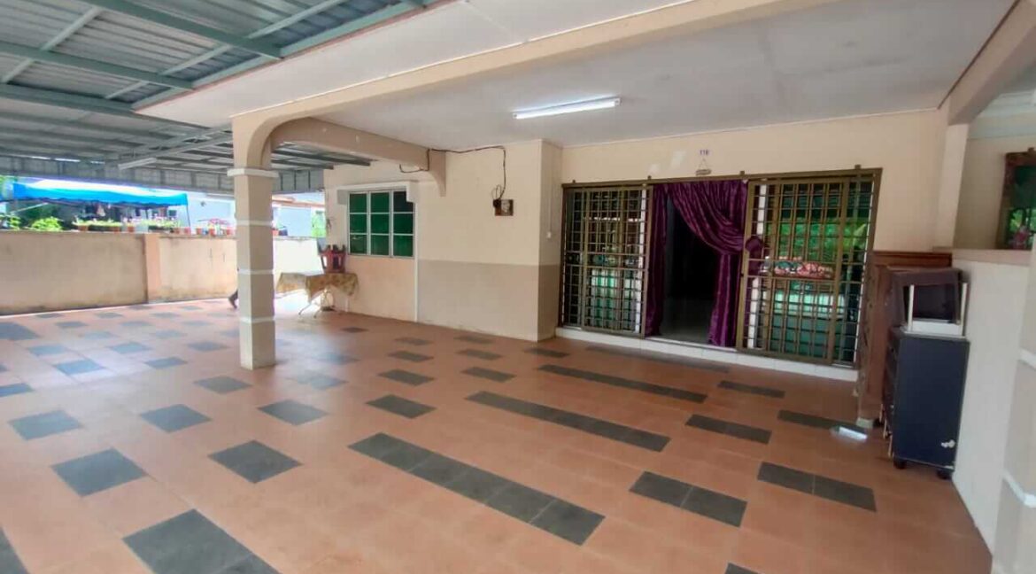 rumah-semi-d-untuk-dijual-di-manjung-02