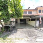 Rumah Teres 2 Tingkat Endlot Untuk Dijual Di Batu Gajah