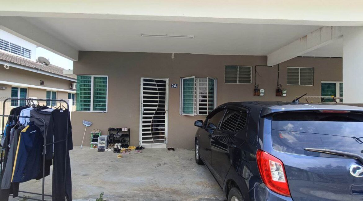 semi-d-cluster-depan-padang-untuk-dijual-di-taman-behrang-bitara-behrang-04