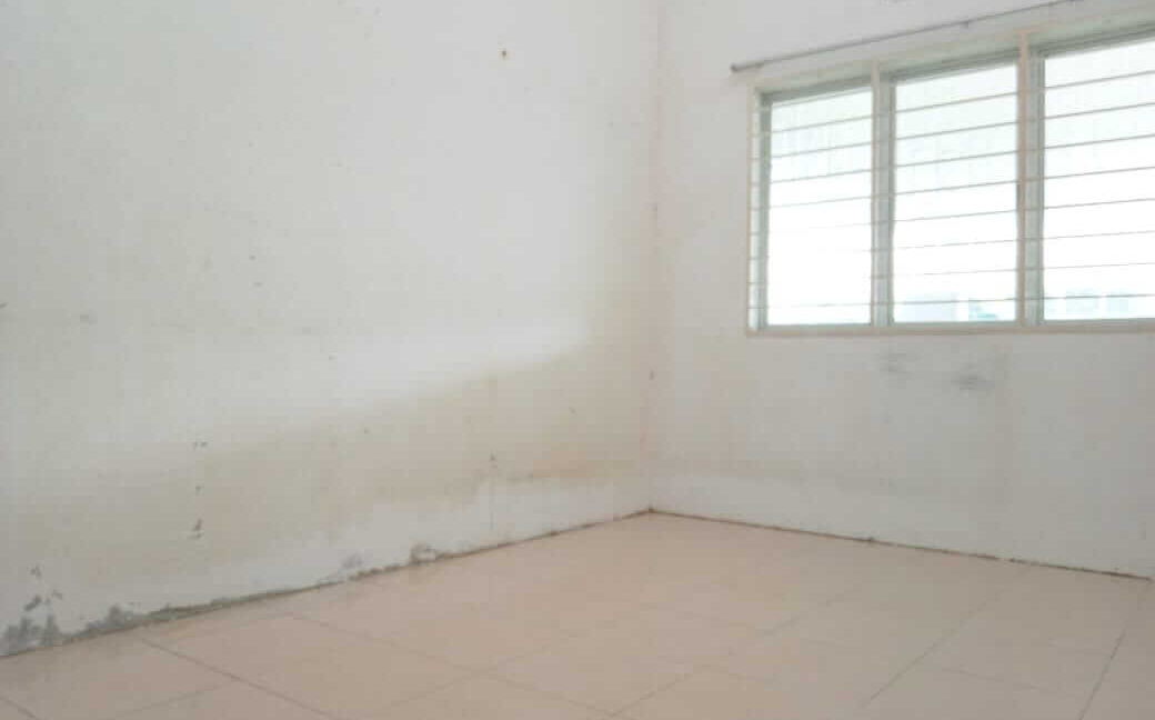 teres-setingkat-corner-lot-untuk-dijual-kg-bahagia-teluk-intan-12