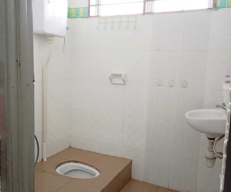 teres-setingkat-corner-lot-untuk-dijual-kg-bahagia-teluk-intan-19