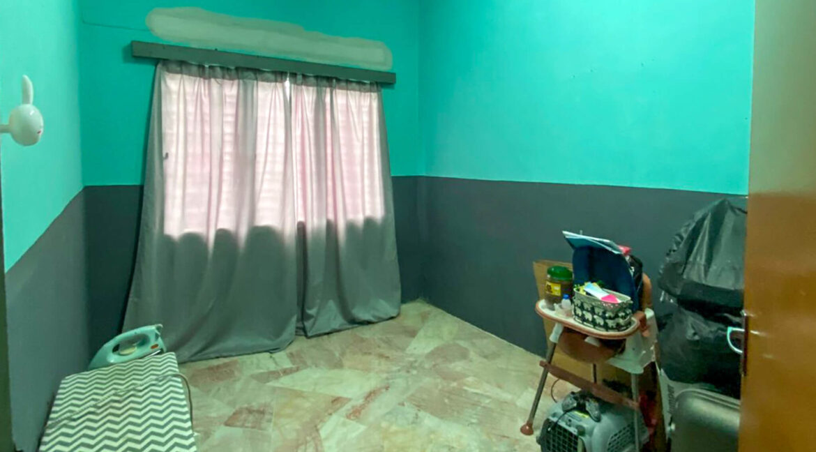 teres-setingkat-untuk-dijual-di-taman-mas-chepor-chemor-06