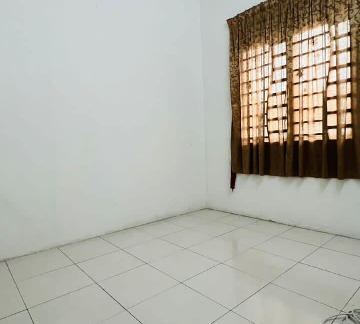 teres-setingkat-untuk-dijual-di-taman-raia-indah-kampung-kepayang-06-1