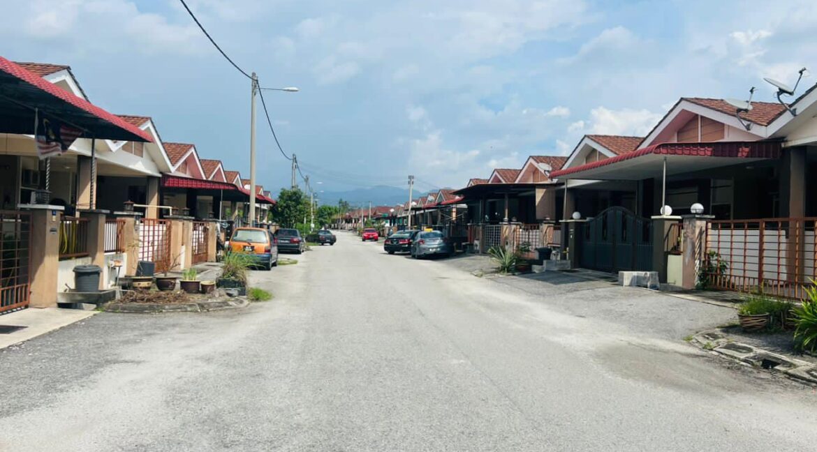 teres-setingkat-untuk-dijual-di-taman-raia-indah-kampung-kepayang-13