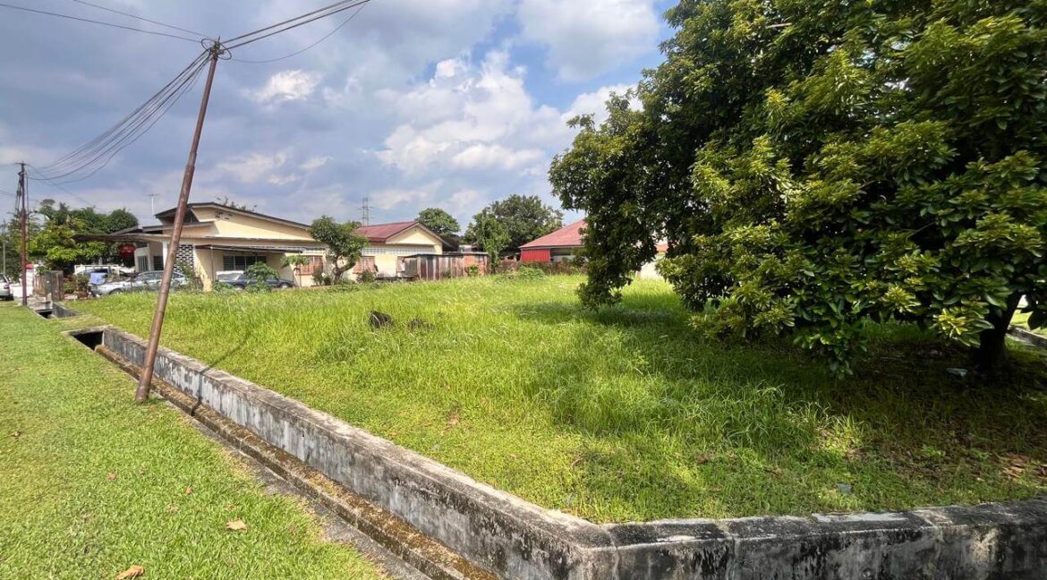 Banglo Tanah Kediaman untuk dijual di Buntong