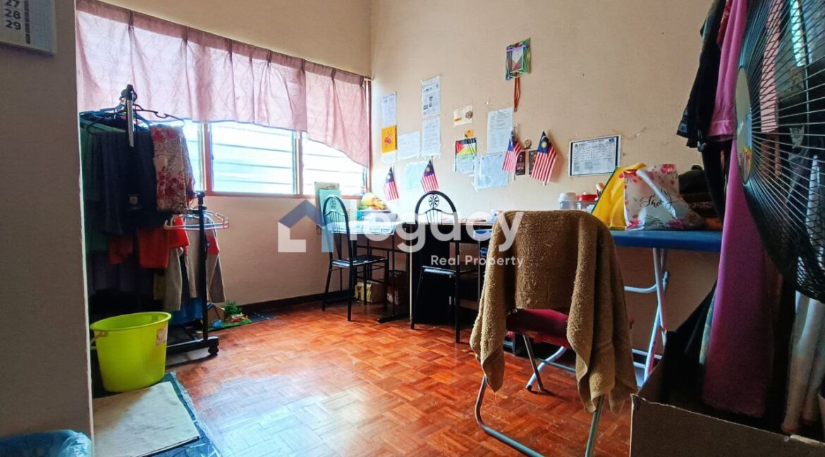 rumah-2-tingkat-fasa-2d-manjung-untuk-di-jual-07