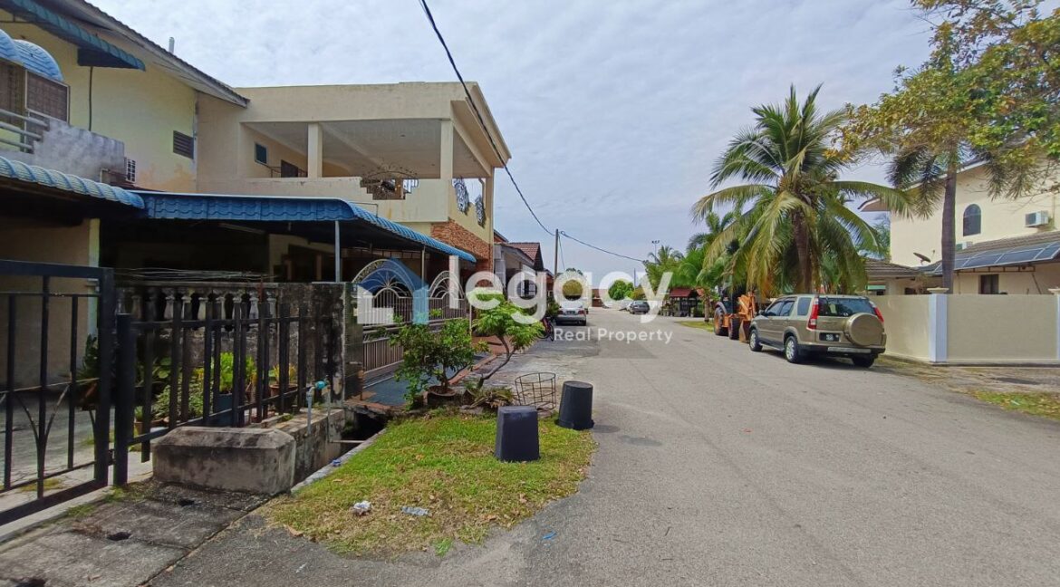 rumah-2-tingkat-fasa-2d-manjung-untuk-di-jual-08