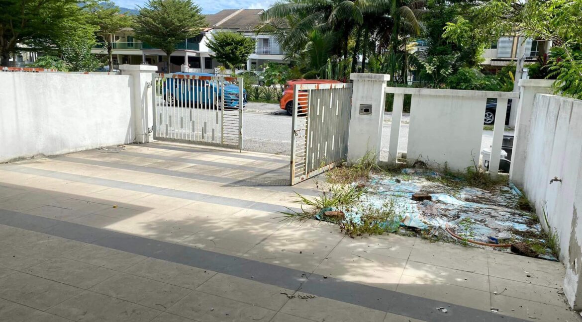 rumah-teres-2-tingkat-untuk-dijual-di-bandar-baru-sri-klebang-03