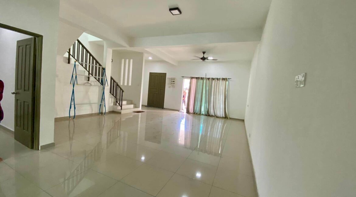 rumah-teres-2-tingkat-untuk-dijual-di-bandar-baru-sri-klebang-06