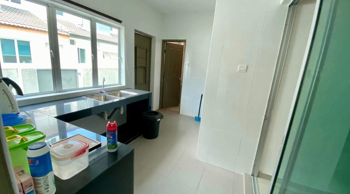 rumah-teres-2-tingkat-untuk-dijual-di-bandar-baru-sri-klebang-09