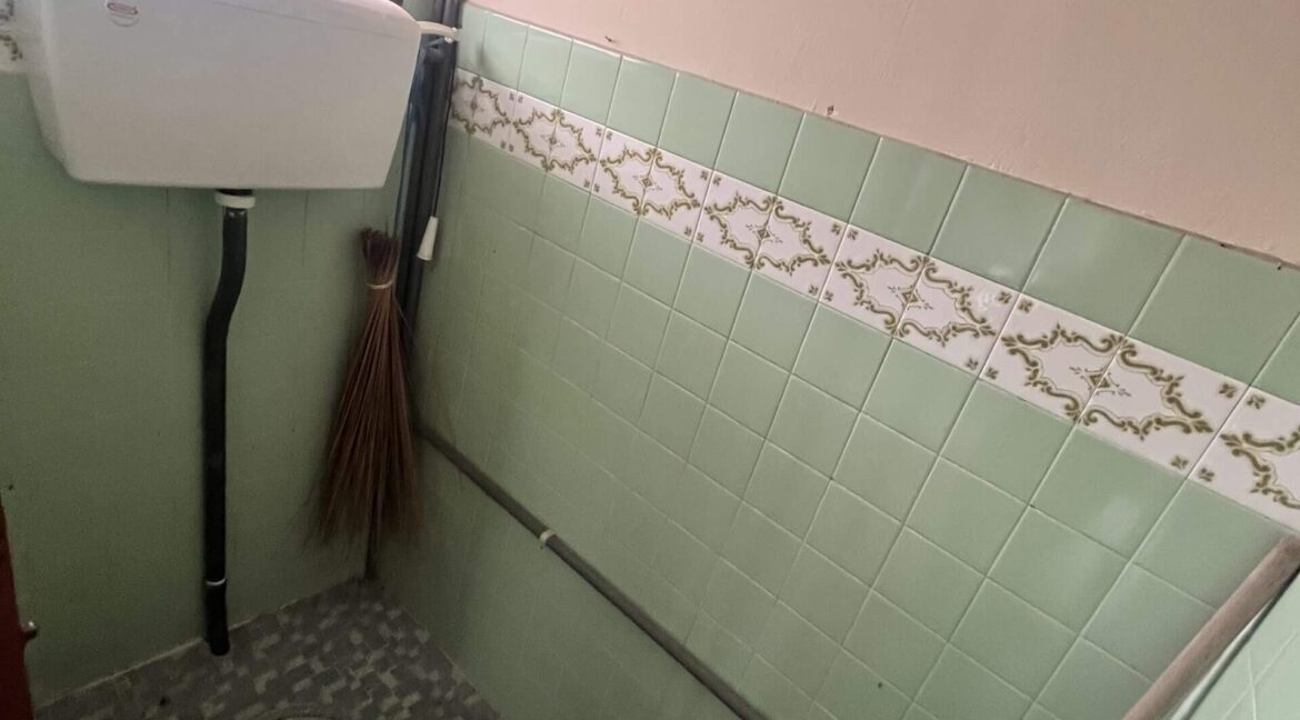 rumah-teres-dua-tingkat-untuk-dijual-di-taman-chepor-idaman-chemor-18