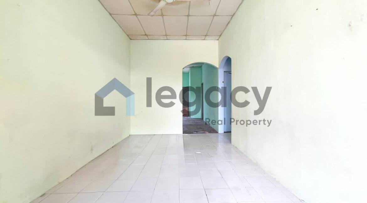 rumah-teres-setingkat-untuk-dijual-di-taman-melor-teluk-intan-perak-05