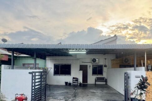 Teres 1 Tingkat untuk dijual di Taman Raia Mesra